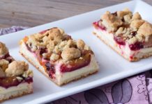 Zwetschgen Quark Blechkuchen via lunchforone