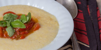 Polenta mit gerösteten Ofentomaten via lunchforone