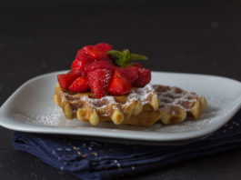 Hefewaffeln über Nacht via lunchforone